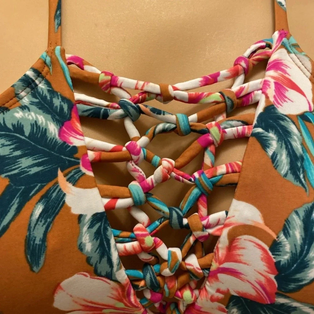 Xhilaration Tropical Macrame Front Bikini Top - Brown and Pink